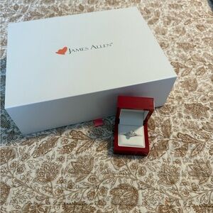 18K While Gold Lab Grown Diamond